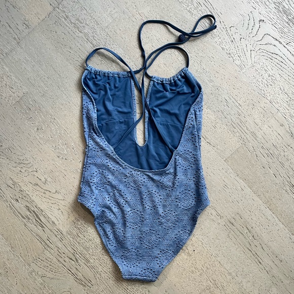 Aerie Deep V Textured Blue One Piece Swimsuit, Size Small - Picture 2 of 9